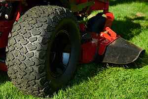 26" (66 cm) Voodoo Trac™ Drive Tyres